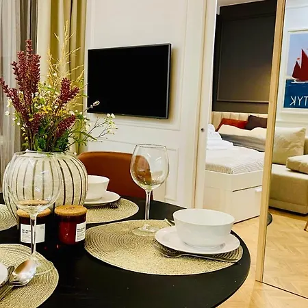 Apartament Amber Lux Z Sauna - 5d 아파트