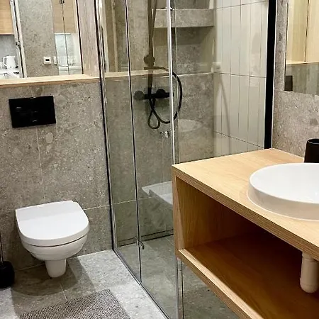 Apartament Amber Lux Z Sauna - 5d 아파트 *